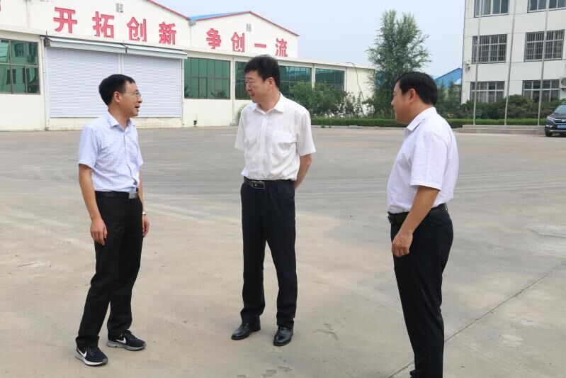 兰陵县委书记任刚调研鼎新公司