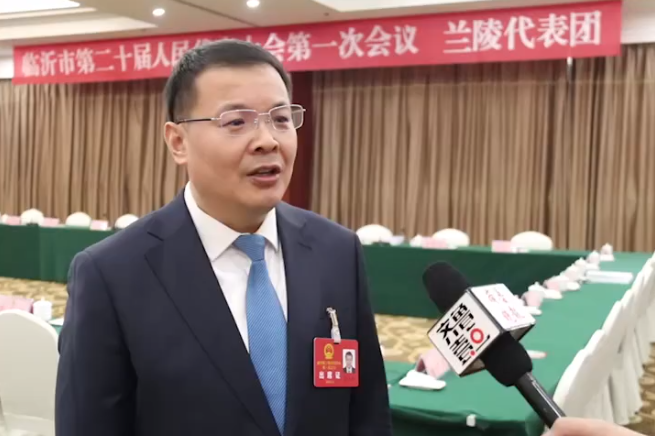 李春仲代表：争当对接长三角“三步走”先行区